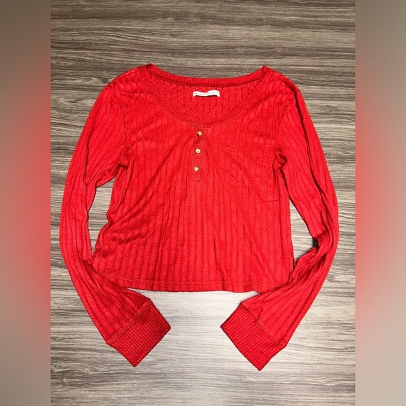 Abercrombie & Fitch Sweaters - A&F Red Knit Crop Button Down Cardigan Sweater - Size Medium